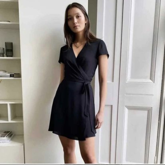 SOLD - Aritzia babaton black wrap dress size small - Picture 2 of 6